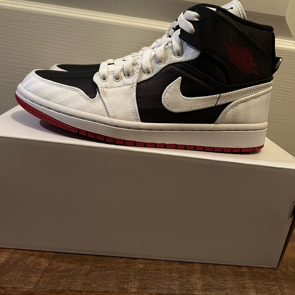 Air Jordan Women's Black, White, and Red High-Top Sneakers - 1 Mid SE Utility